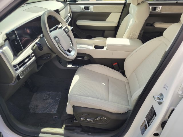 Used 2025 Hyundai Santa Fe Calligraphy AWD/4WD image 15