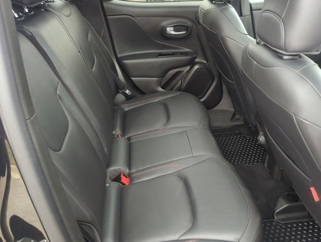 Used 2023 Jeep Renegade Trailhawk w/ Sun/Sound Group AWD/4WD image 26