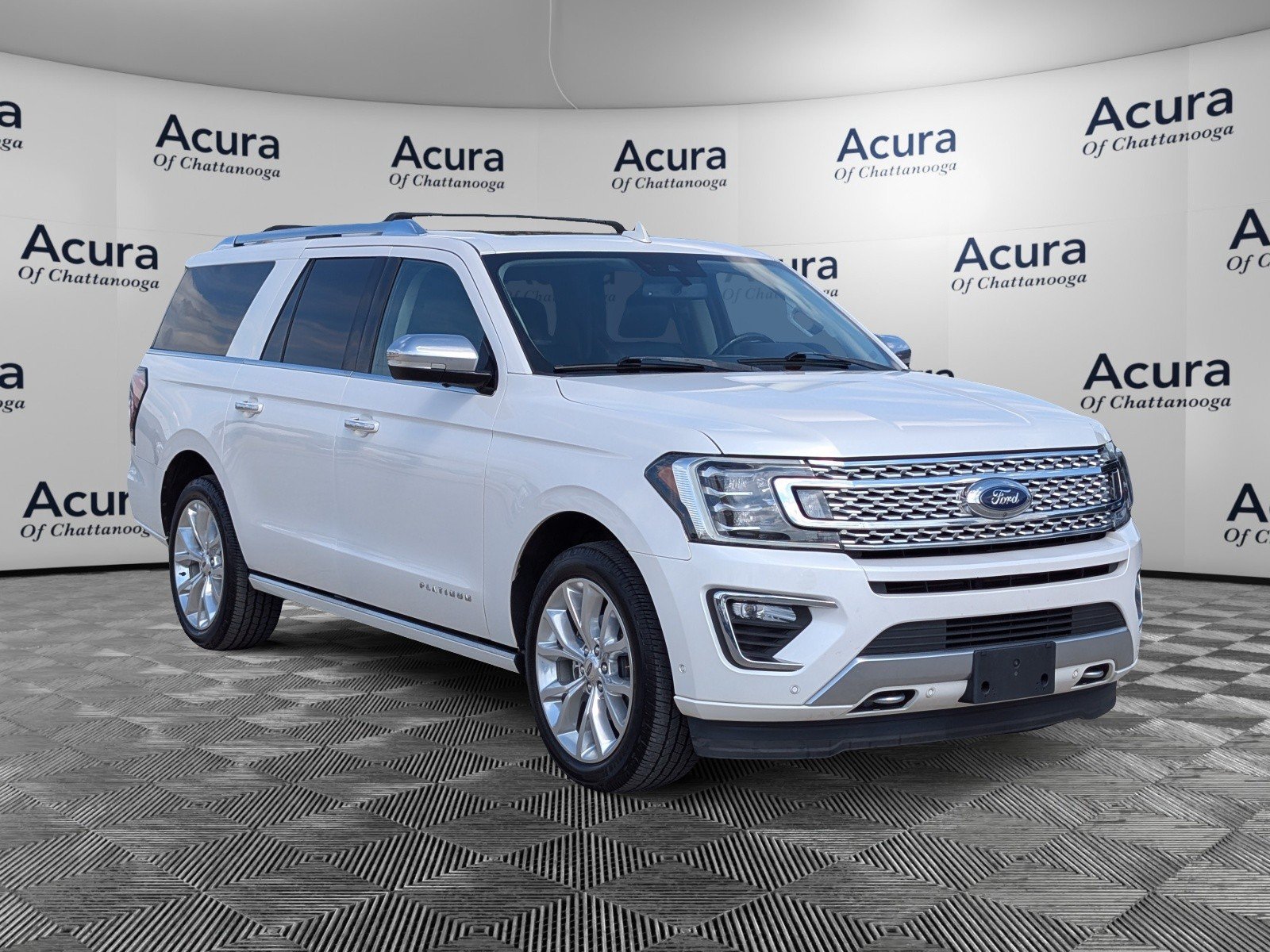 Used 2019 Ford Expedition Max Platinum AWD/4WD image 2