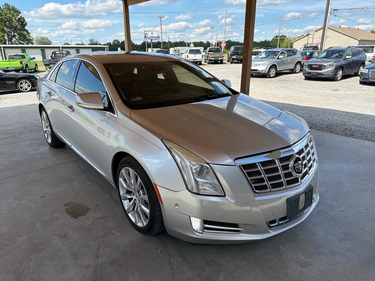 Used 2015 Cadillac XTS Luxury w/ Driver Awareness Package FWD image 8