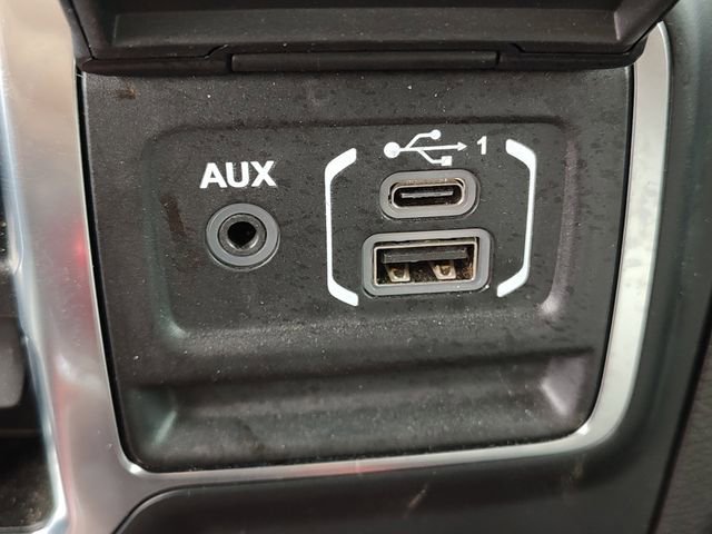 Certified 2022 Jeep Wrangler Unlimited Sahara image 19