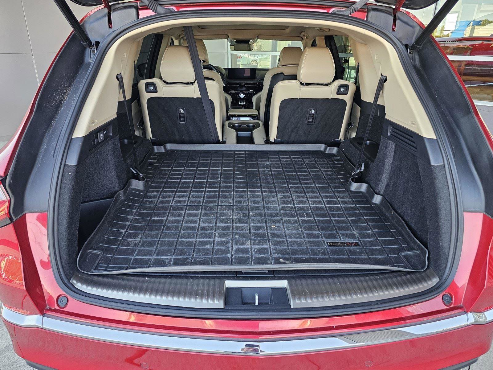 Used 2023 Acura MDX SH-AWD w/ Advance Package image 5