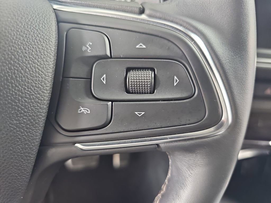 Certified 2023 Buick Envision Essence w/ Technology Package I AWD/4WD image 25