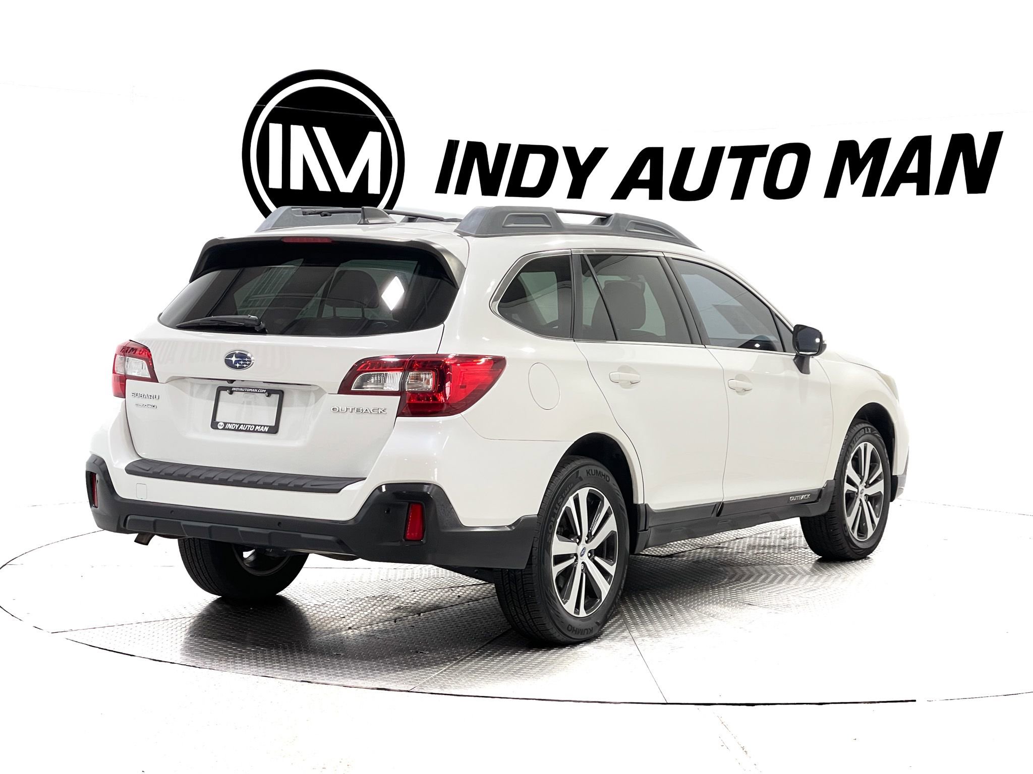 Used 2018 Subaru Outback 2.5i Limited image 4