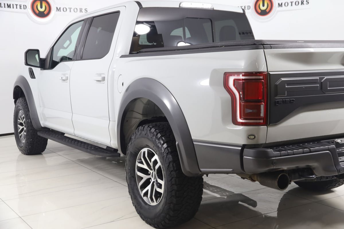 Used 2017 Ford F150 Raptor w/ Equipment Group 802A Luxury AWD/4WD image 27
