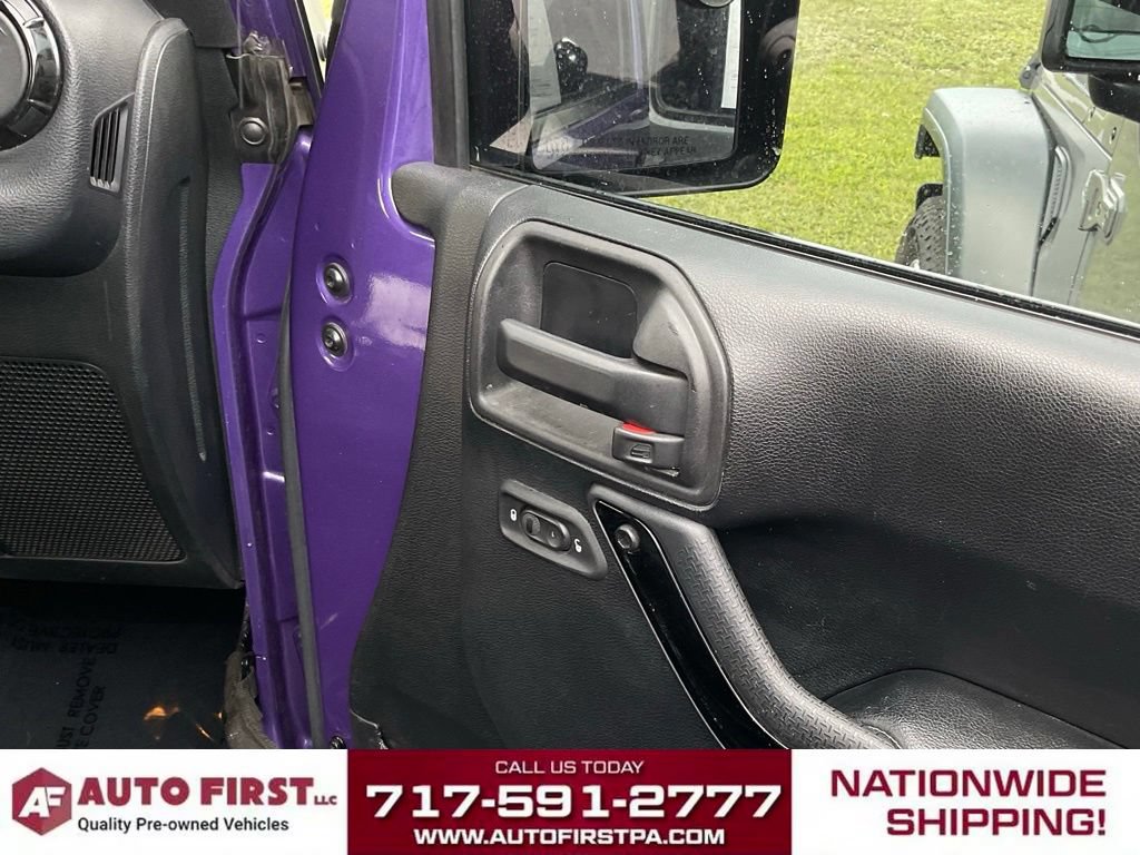 Used 2016 Jeep Wrangler Sahara AWD/4WD image 11