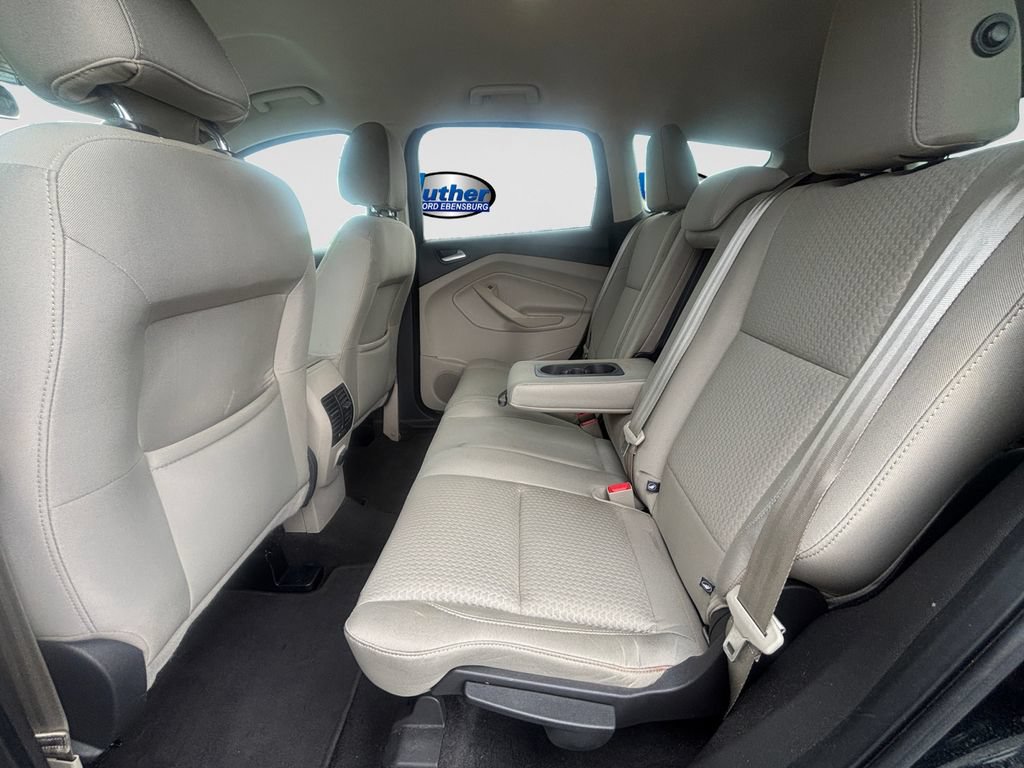 Used 2017 Ford Escape SE AWD/4WD image 11