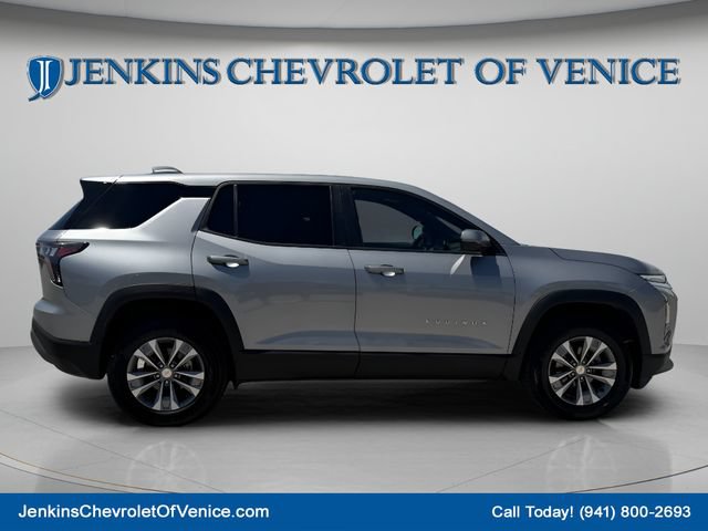 Used 2025 Chevrolet Equinox LT AWD/4WD image 3