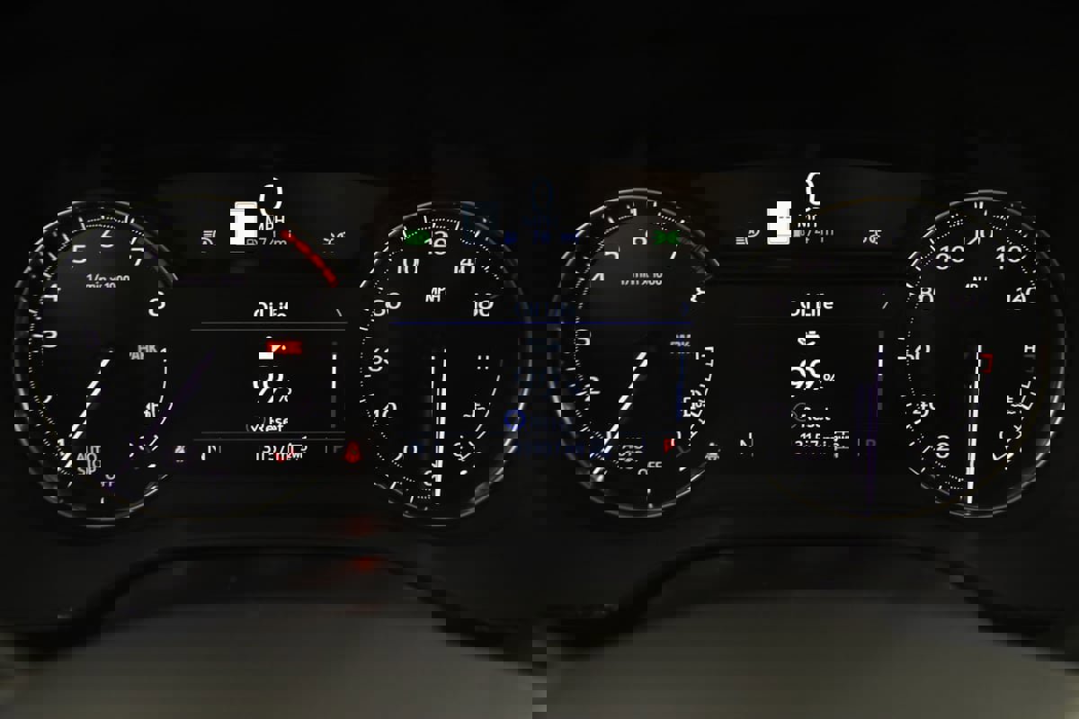 Used 2024 Cadillac XT6 Premium Luxury w/ LPO, Floor Liner Package AWD/4WD image 20