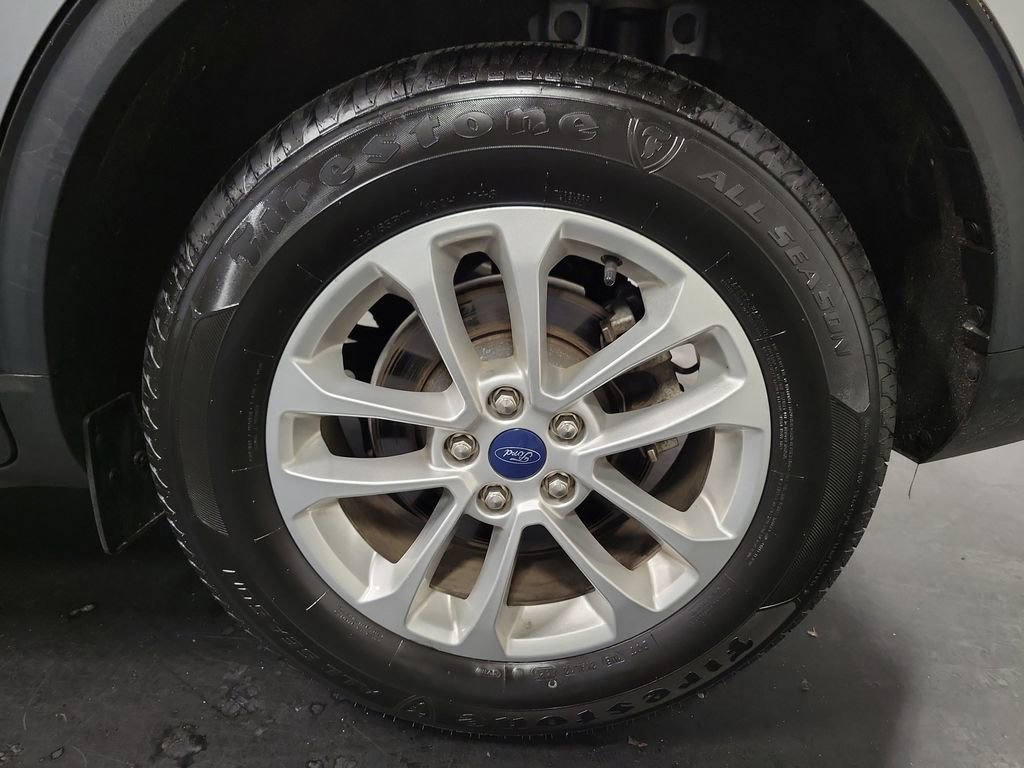Used 2022 Ford Escape SE FWD image 10