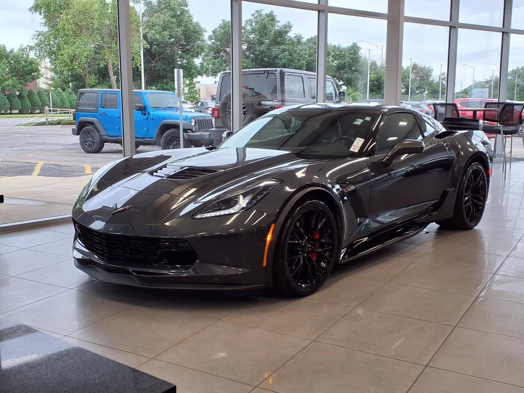 Used 2019 Chevrolet Corvette Z06 RWD video 2