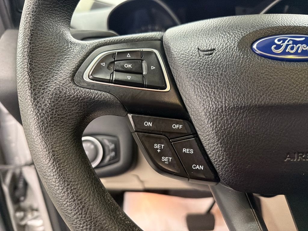 Certified 2017 Ford Escape SE w/ Equipment Group 201A image 20