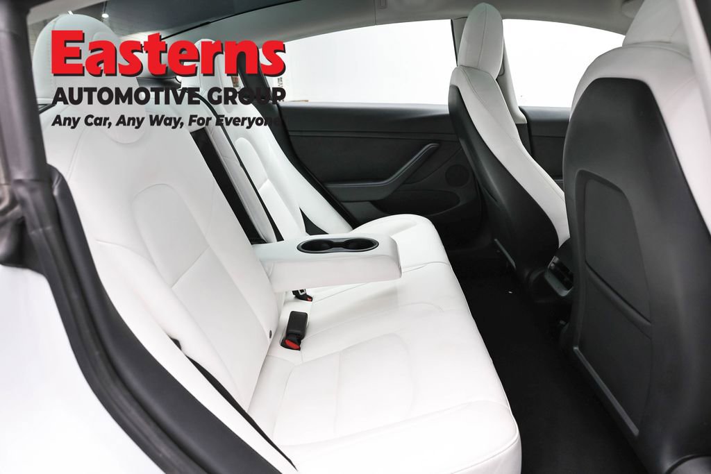 Used 2023 Tesla Model 3 Standard Range image 17