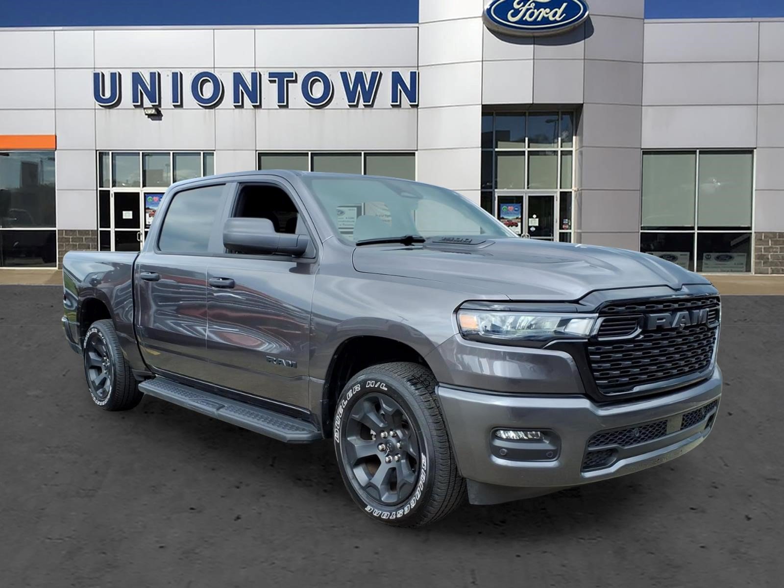 Used 2026 RAM 1500 Express AWD/4WD image 1