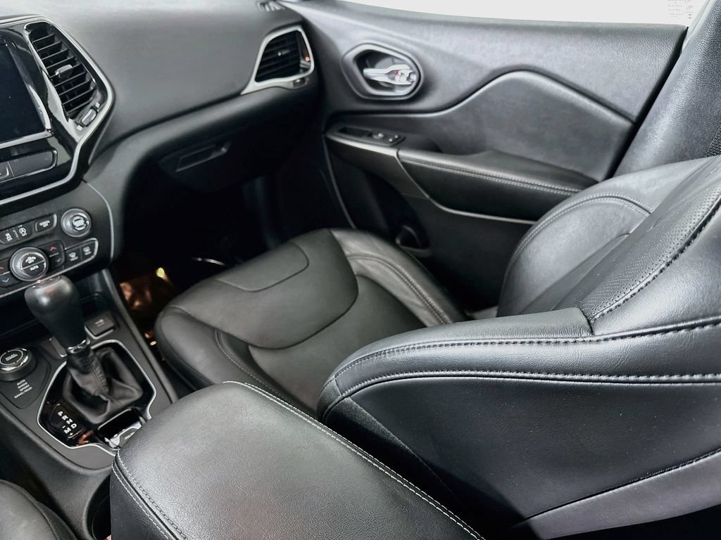 Certified 2020 Jeep Cherokee Limited AWD/4WD image 33