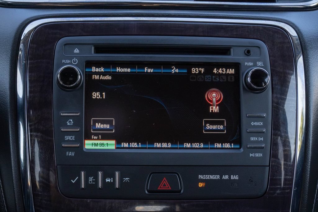 Used 2017 Buick Enclave Leather AWD/4WD image 25