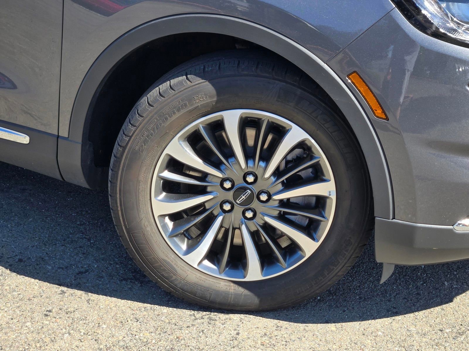 Certified 2022 Lincoln Nautilus FWD w/ Premium Package image 10