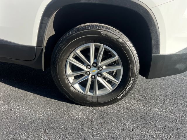 Used 2023 Chevrolet Traverse LT AWD/4WD image 27