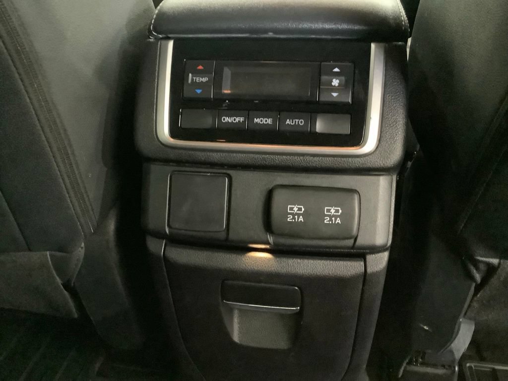 Used 2022 Subaru Ascent Onyx Edition AWD/4WD image 38