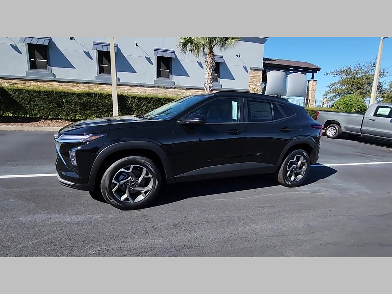New 2026 Chevrolet Trax LT w/ Driver Confidence Package image 16
