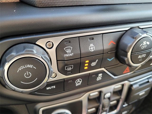 Used 2020 Jeep Gladiator Sport w/ Quick Order Package 24S image 25