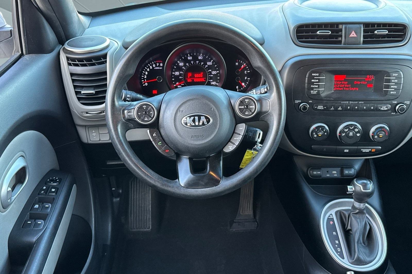 Used 2016 Kia Soul image 28