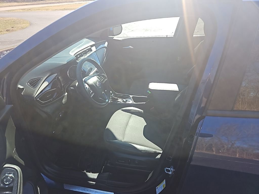 Used 2022 Buick Encore GX Preferred w/ Cold Weather Comfort Package image 15