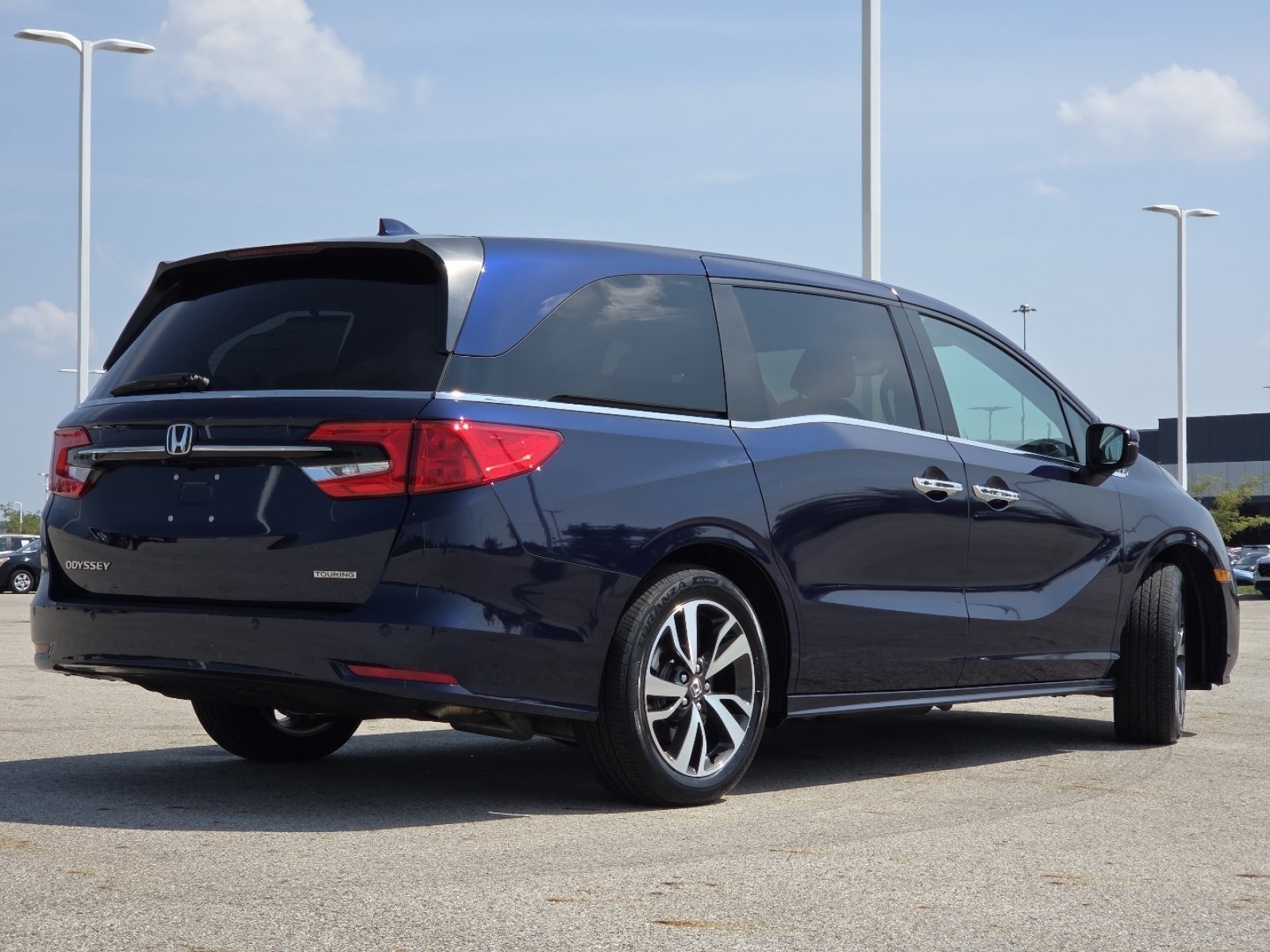 Used 2024 Honda Odyssey Touring image 18