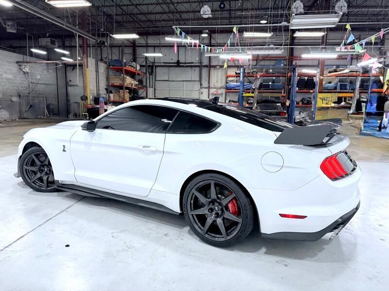 Used 2021 Ford Mustang Shelby GT500 w/ Carbon Fiber Track Pack image 5