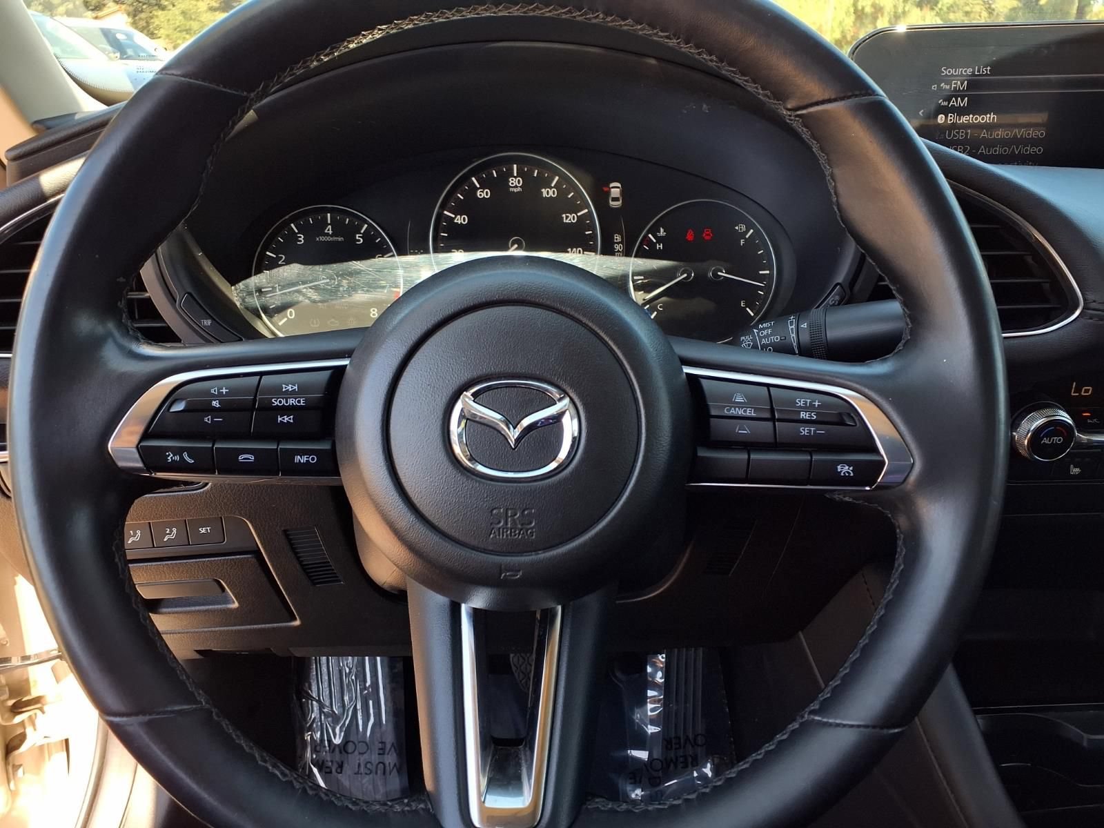 Used 2024 MAZDA MAZDA3 s FWD image 11