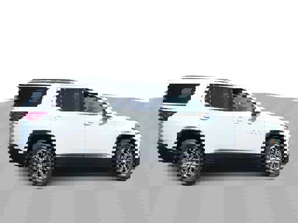 Used 2023 Chevrolet Traverse LT image 9