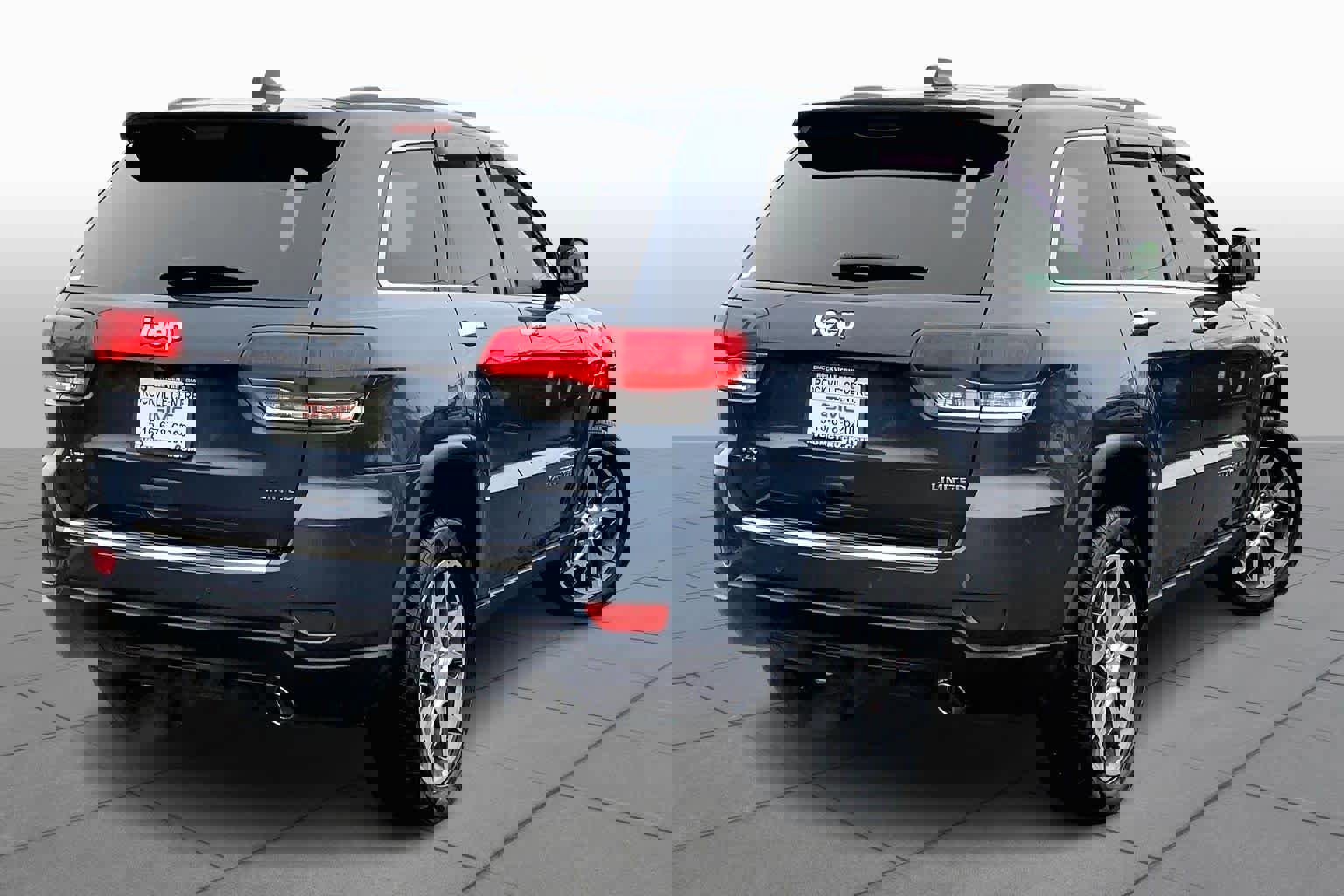 Used 2019 Jeep Grand Cherokee Limited image 12