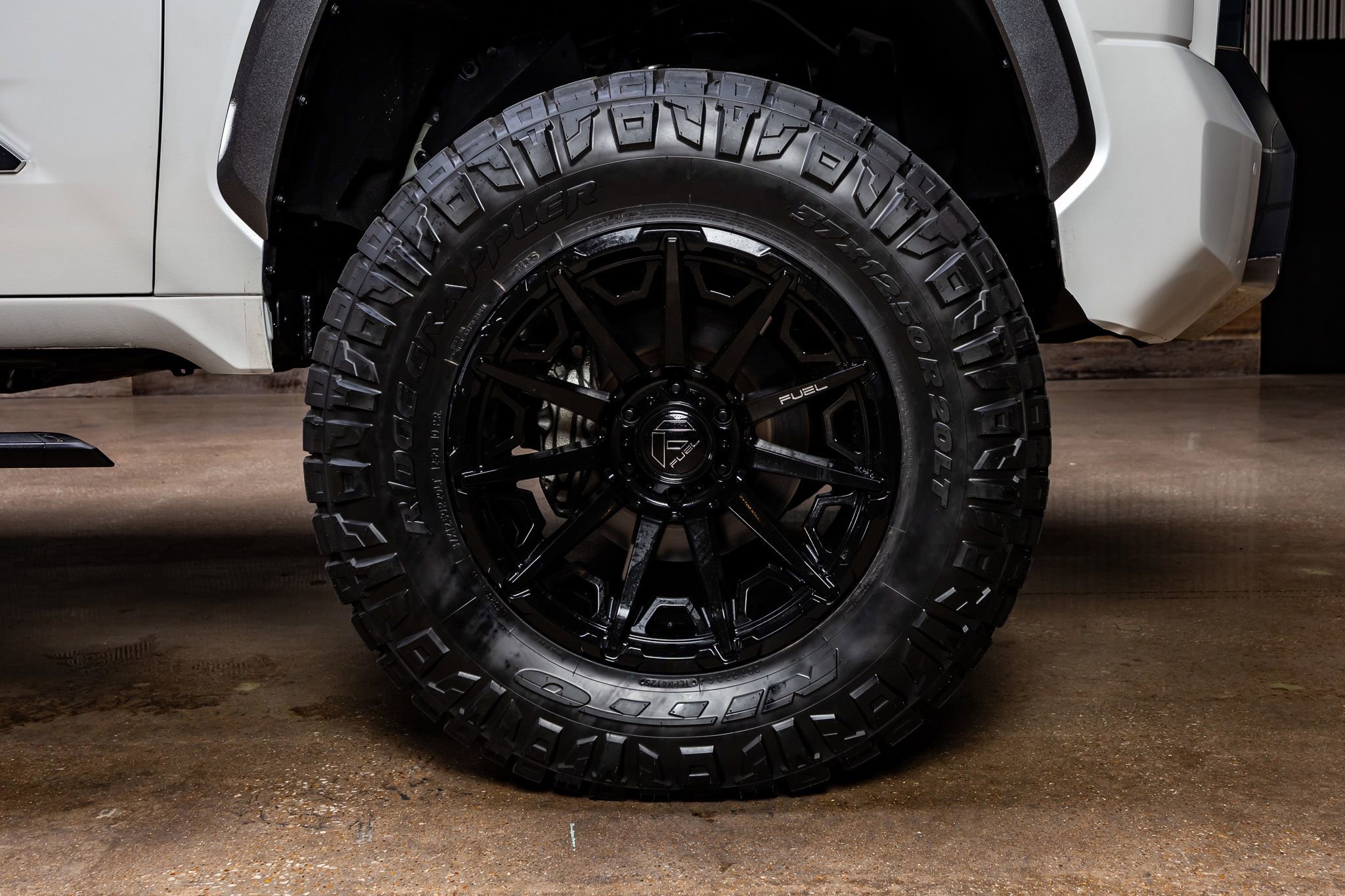 Used 2025 Toyota Tundra 1794 Edition image 12