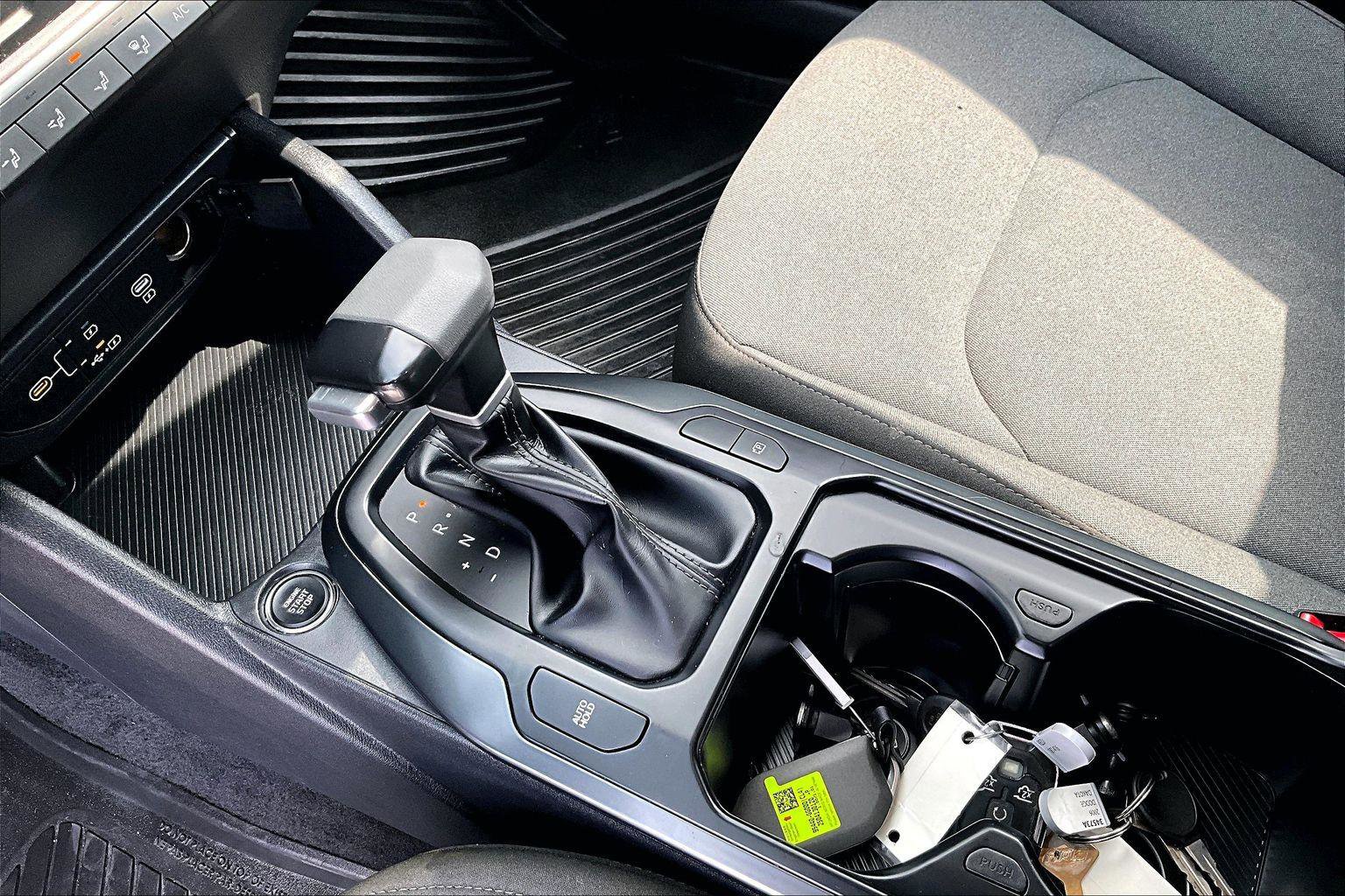 Used 2025 Kia K4 LXS image 16