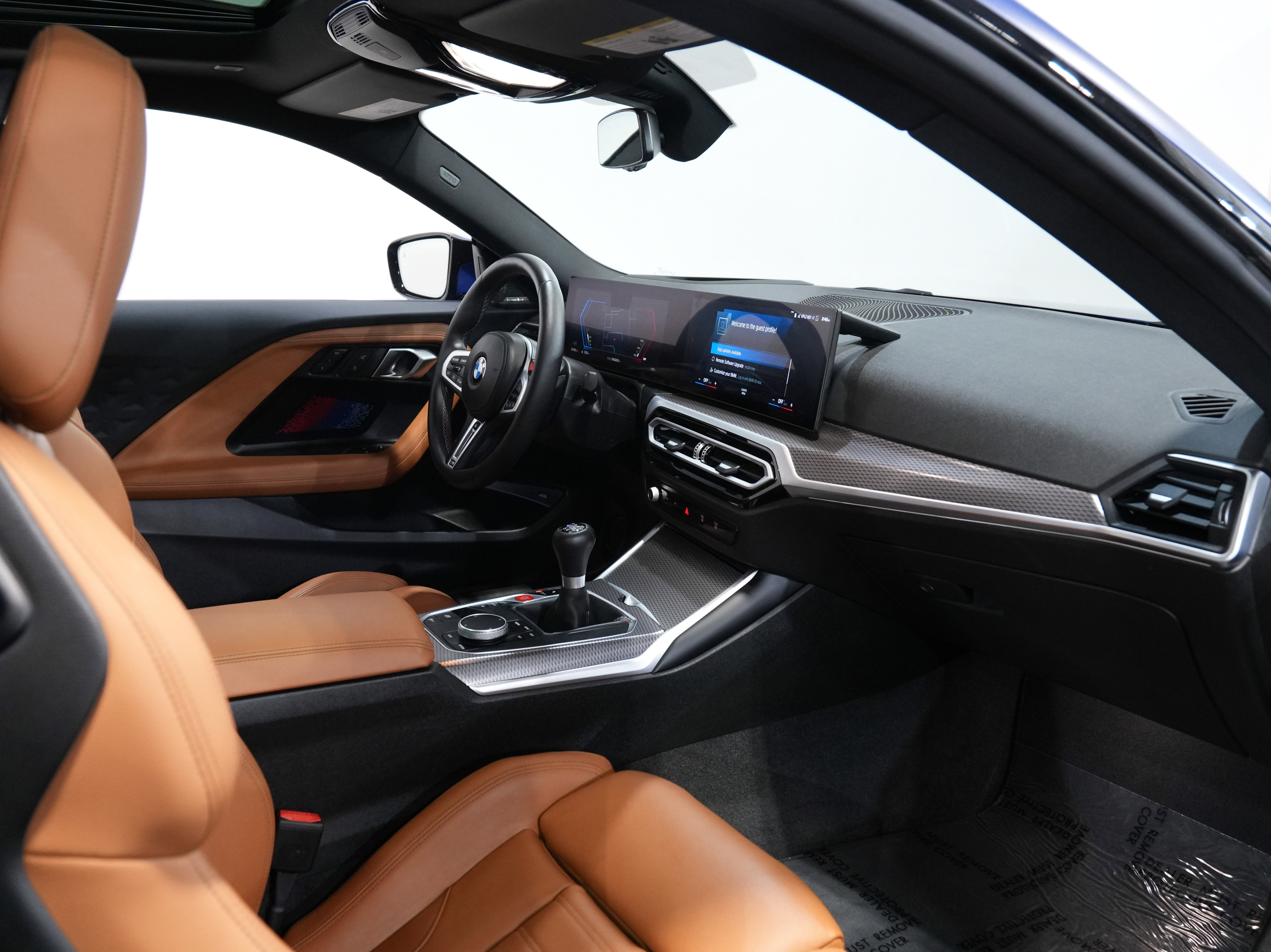 Used 2024 BMW M2 w/ Lighting Package image 31