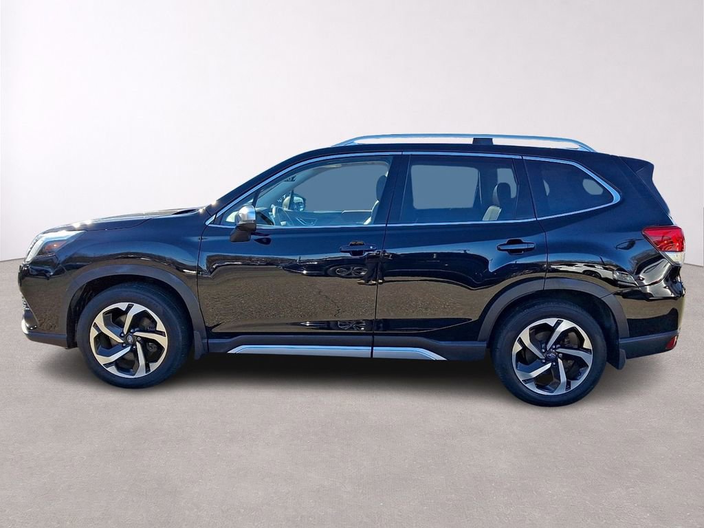 Used 2022 Subaru Forester Touring image 4