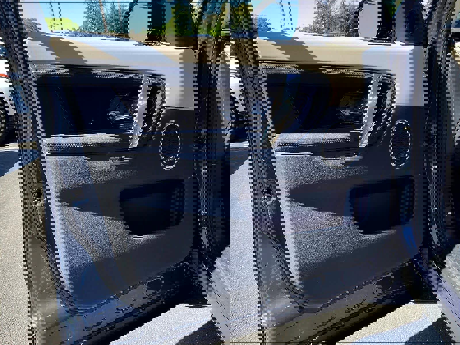 Used 2025 Land Rover Discovery Sport S image 22