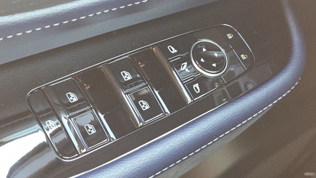 New 2026 INFINITI QX80 4WD w/ Sport Exterior Package image 17