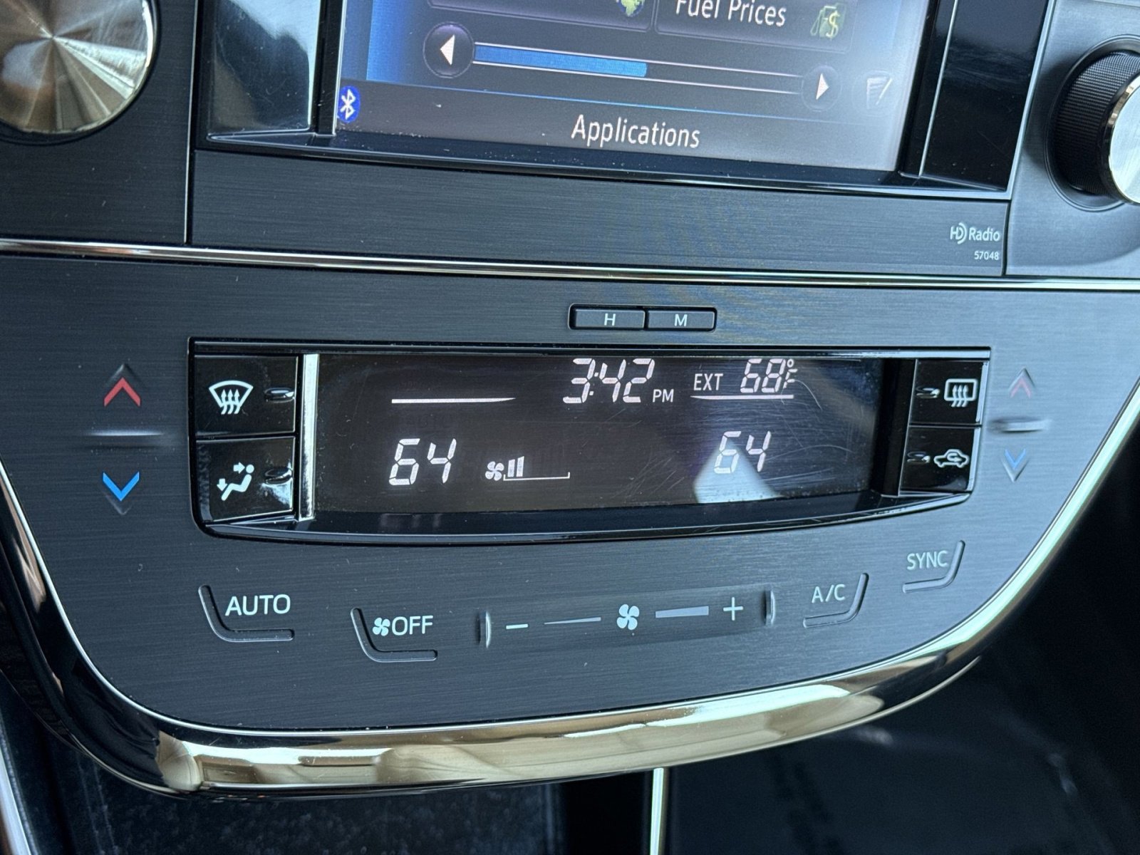 Used 2014 Toyota Avalon XLE Touring image 21