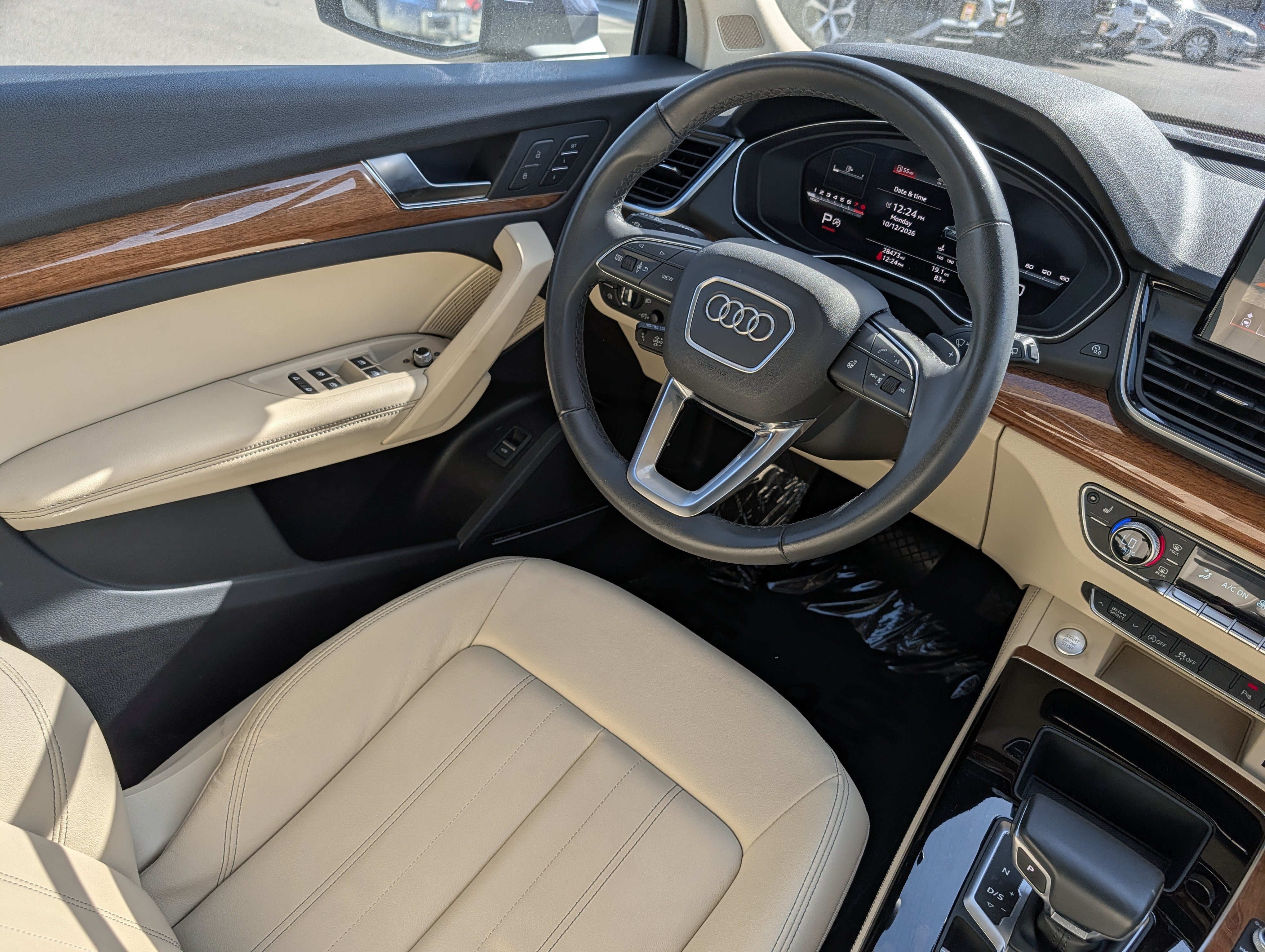 Used 2023 Audi Q5 2.0T Premium Plus w/ Premium Plus Package AWD/4WD image 12