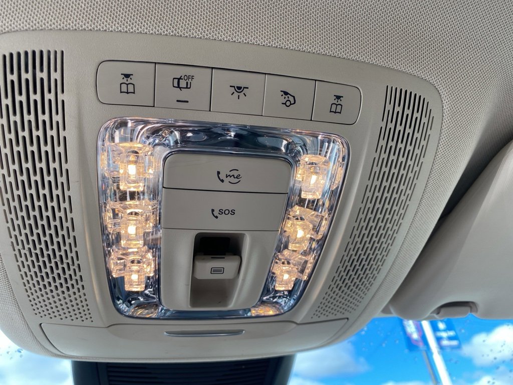 Used 2021 Mercedes-Benz GLE 350 4MATIC w/ Premium Package image 28