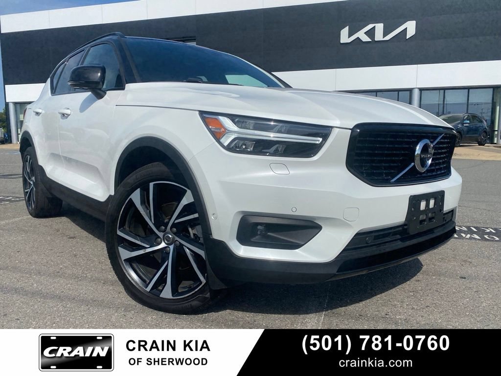 Used 2021 Volvo XC40 T5 R-Design w/ Advanced Package