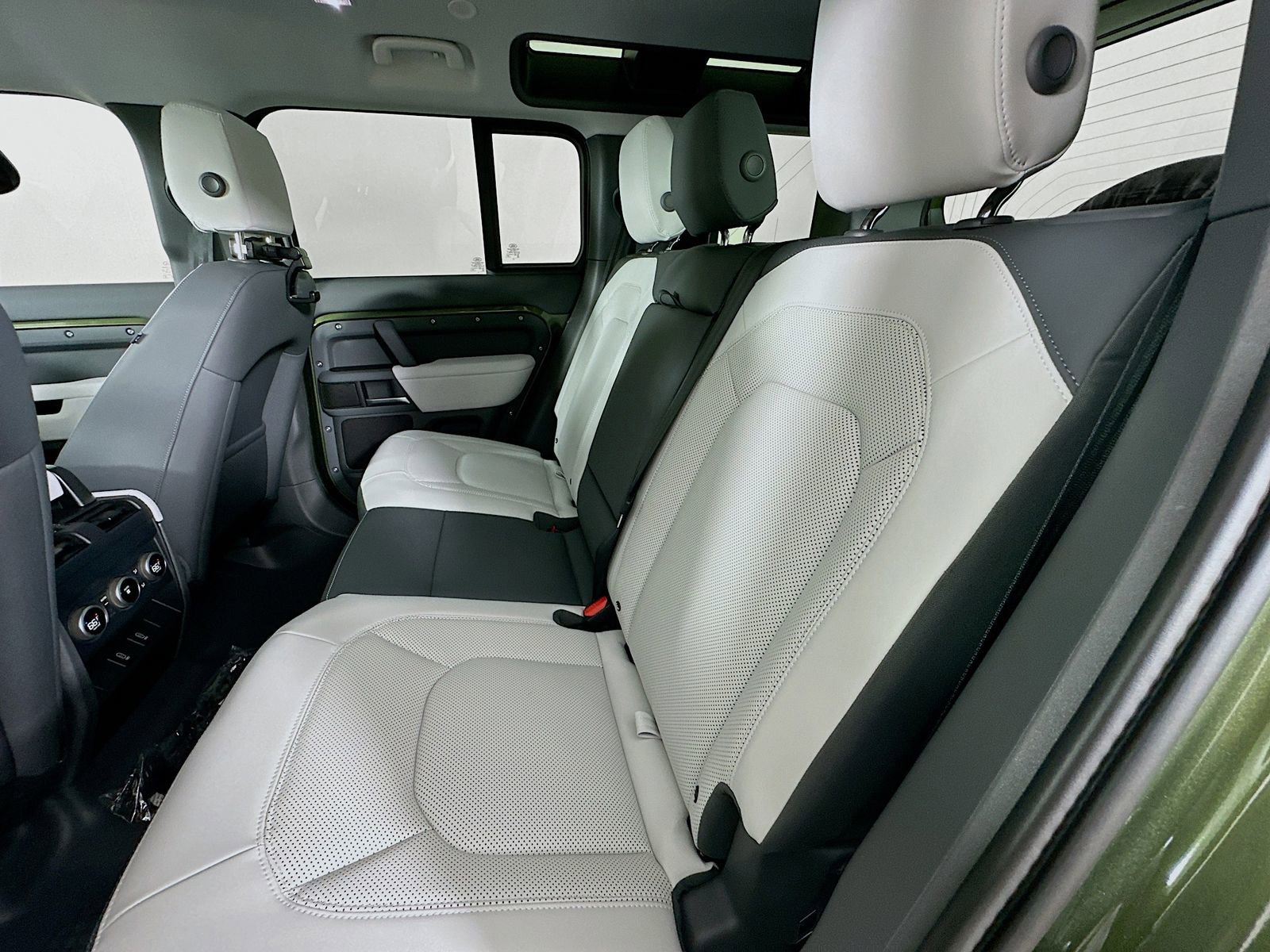 New 2026 Land Rover Defender 110 S AWD/4WD image 35