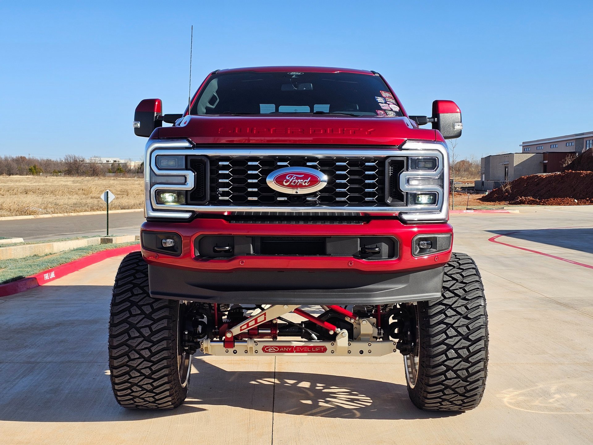 Used 2025 Ford F250 Platinum w/ FX4 Off-Road Package image 18