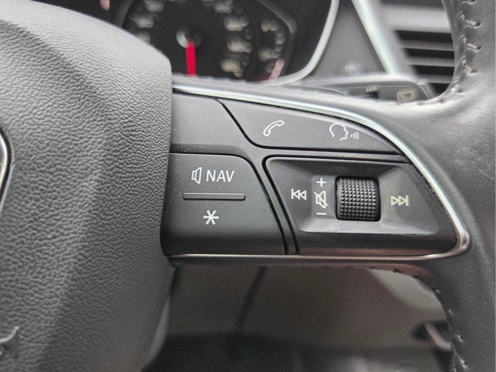 Used 2019 Audi Q5 2.0T Premium image 32