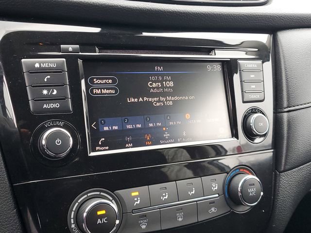 Used 2019 Nissan Rogue S image 24