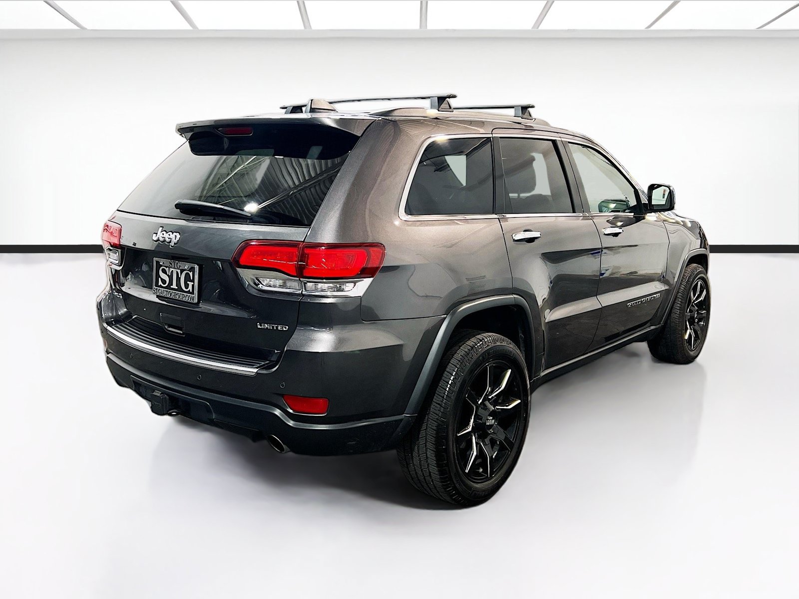 Used 2021 Jeep Grand Cherokee Limited w/ Trailer Tow Group IV AWD/4WD image 4