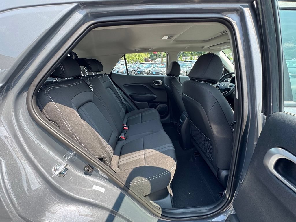 Certified 2026 Hyundai Venue SEL FWD image 21