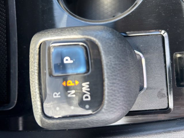 Used 2021 Nissan Rogue SV FWD image 21