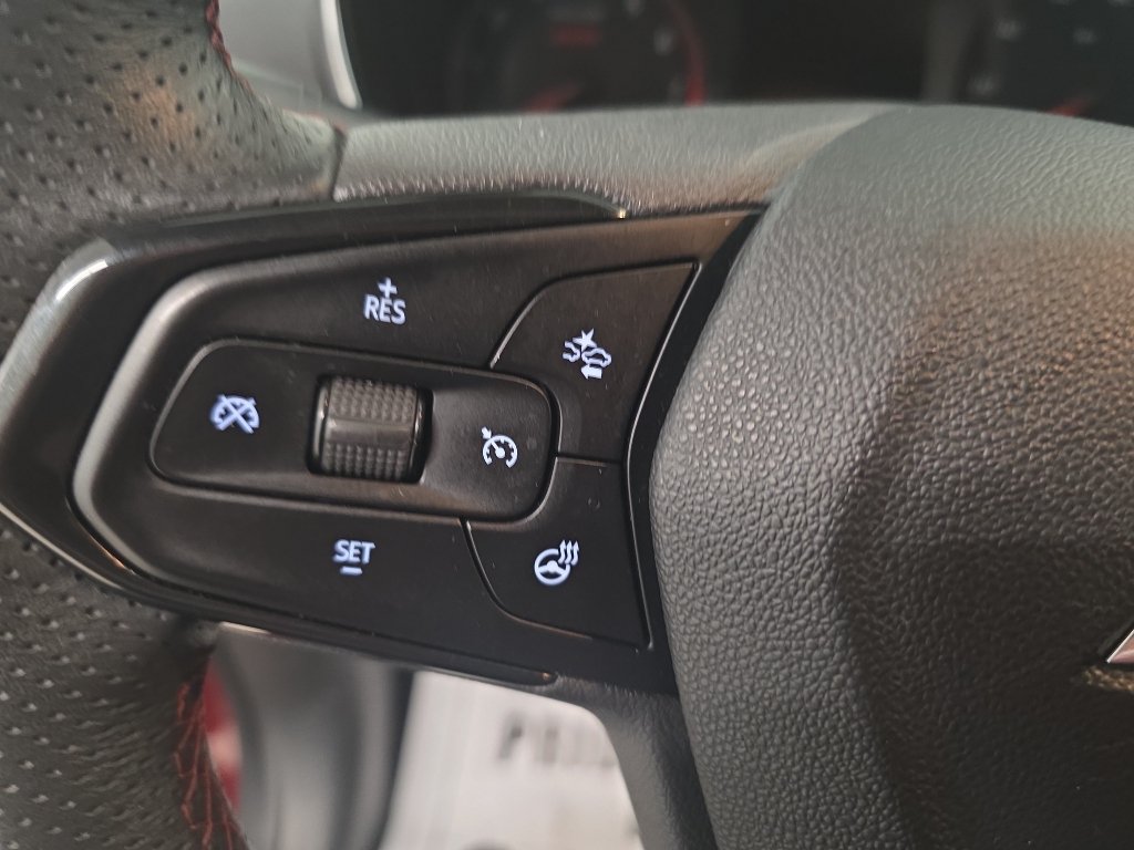 Used 2023 Chevrolet TrailBlazer RS AWD/4WD image 19